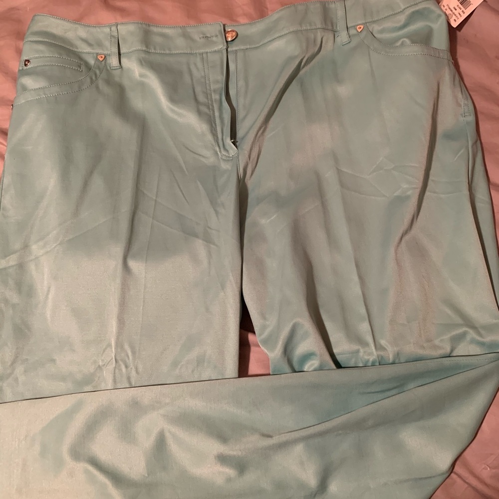 blue pants